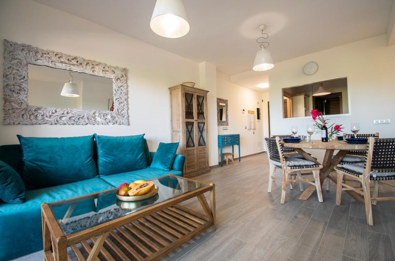 Green View Luxury Apartment: Beachfront Golf Retreat Caleta De Fuste Exterior photo